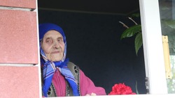 100-летняя жительница Белгородского района проголосовала на дому