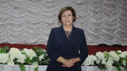 Анна Куташова поздравила жителей муниципалитета с Днём флага Белгородской области