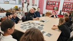 Ученики Крутологской школы встретились с заслуженным учителем России