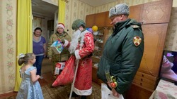 Руководитель управления Росгвардии исполнил новогоднее желание юной белгородки