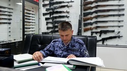 Белгородские росгварейцы проверили оружейные магазины в преддверии новогодних праздников
