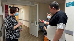 Татьяна Круглякова навестила пострадавшего в результате атаки со стороны ВСУ земляка