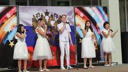 Жители Белгородского района отпраздновали День флага