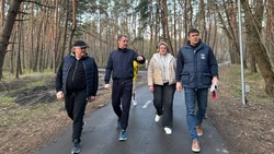 Вячеслав Гладков посетил урочище Сосновка совместно со своим заместителем Евгением Мирошниковым
