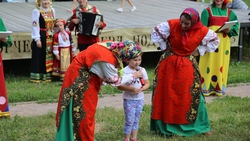 Фестиваль-конкурс детских игровых программ «Фольклорные потешки» прошёл в Дубовом